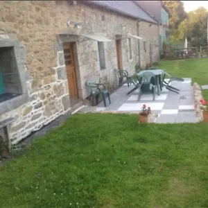  Hébergement de vacances Captivating 2-bed House With Log Burner In